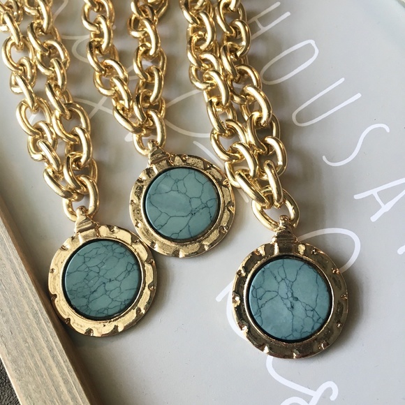 Roman Marble Pendant Gold Chain Necklace - Picture 7 of 9